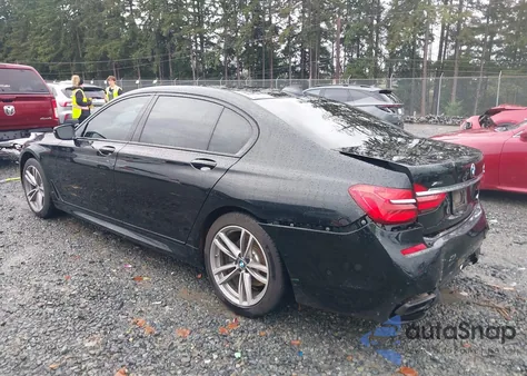 2016 BMW 750I xDrive z USA, uszkodzony, nr VIN WBA7F2C52GG416002